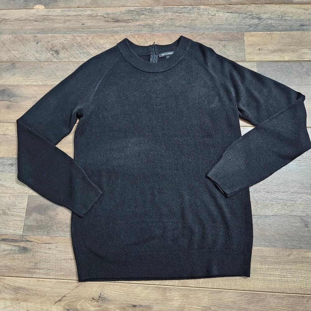 Tint & Shadow Black Long Sleeve Back Zip Soft Cozy‎ Sweater Large